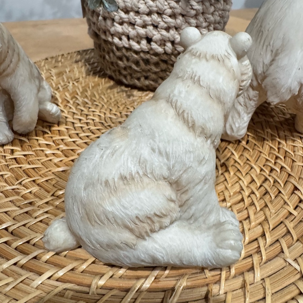Polar Bear Family Figurines - VTG - Picture 4 of 15